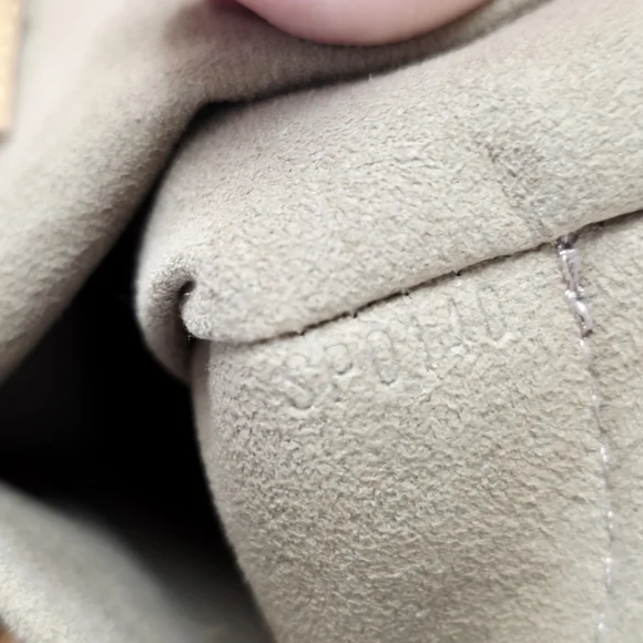 RARE Authentic Louis Vuitton Black Monogram Multicolor Chrissie MM Shoulder Bag - Picture 13 of 16